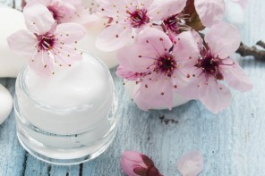 Las pápulas después de los pinchazos de la belleza