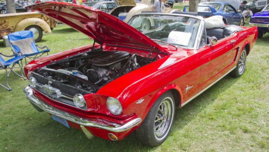 5 Cool cars that will make you feel young again