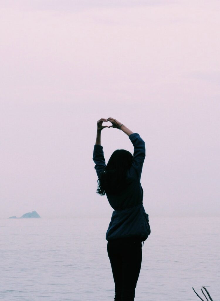 A partir de una cierta edad, empezamos a tener ausencia de menstruación. Esto puede resultar sorprendente e incómodo porque implica el inicio de otra etapa.