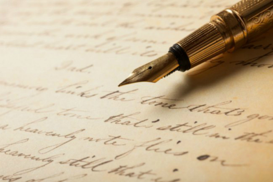 Should we all go back to handwriting all our correspondence? Maybe not. But there are certain messages that should still be delivered in longhand.