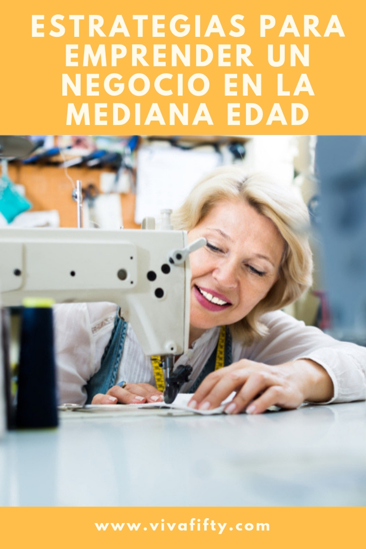 Iniciar un negocio tiene que ir de la mano con desarrollar una pasión. Eso que siempre te ha gustado o que ha sido tu afición debería ser el punto de partida para definir qué servicio o producto vas a vender.  #negocio #emprender #medianaedad