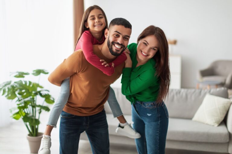 padre, madre e hija