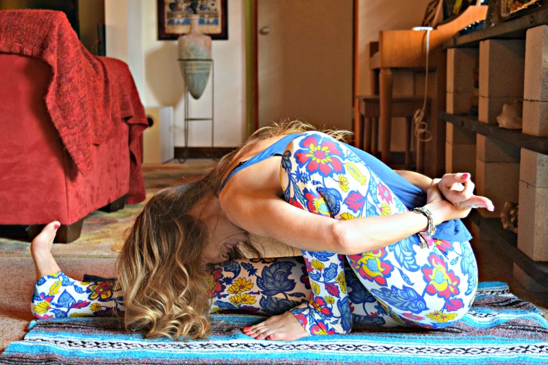  How yoga can help you offset hot flashes