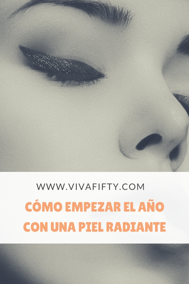 Después de las fiestas la piel puede haber sufrido por los excesos de comida, bebida y fiestas. Te explicamos cómo conseguir una piel radiante. #cutis #cuidadospiel #medianaedad
