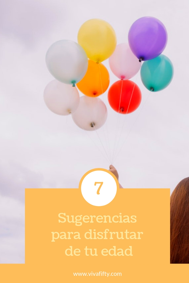 Disfrutar y aceptar tu edad consigue que la vida sea más bonita. Perder tiempo y energía maldiciendo la edad que tenemos no sirve de nada. #cumpleaños #medianaedad #inspiración
