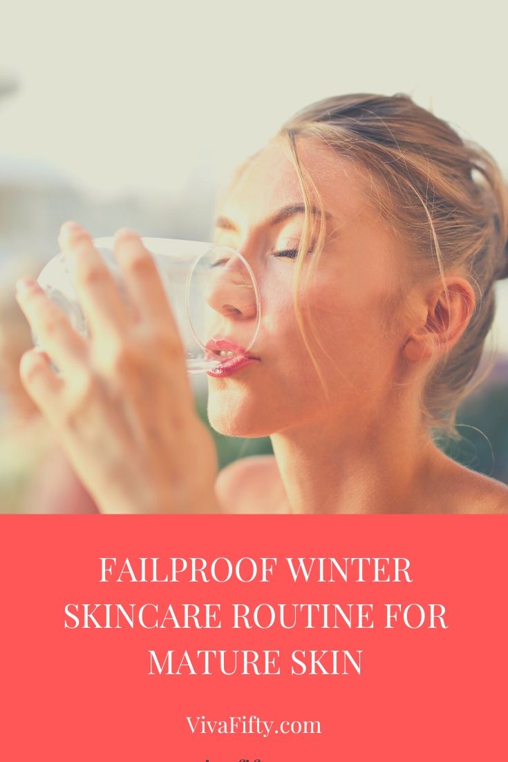 Mature skin needs a little more care during the winter months. Here is our tried and true skincare routine for the cold months.