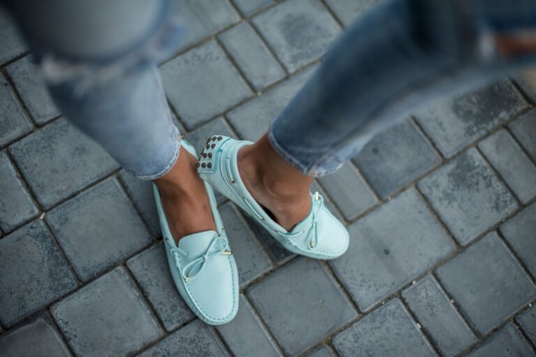 woman wearing comfy shoes