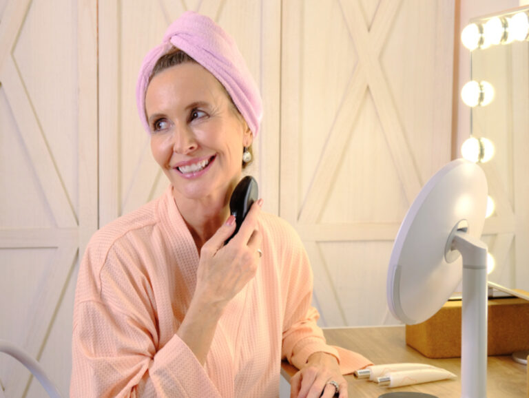 Review of Nebulyft N1 Multipolar Micro-RF Anti-Aging device