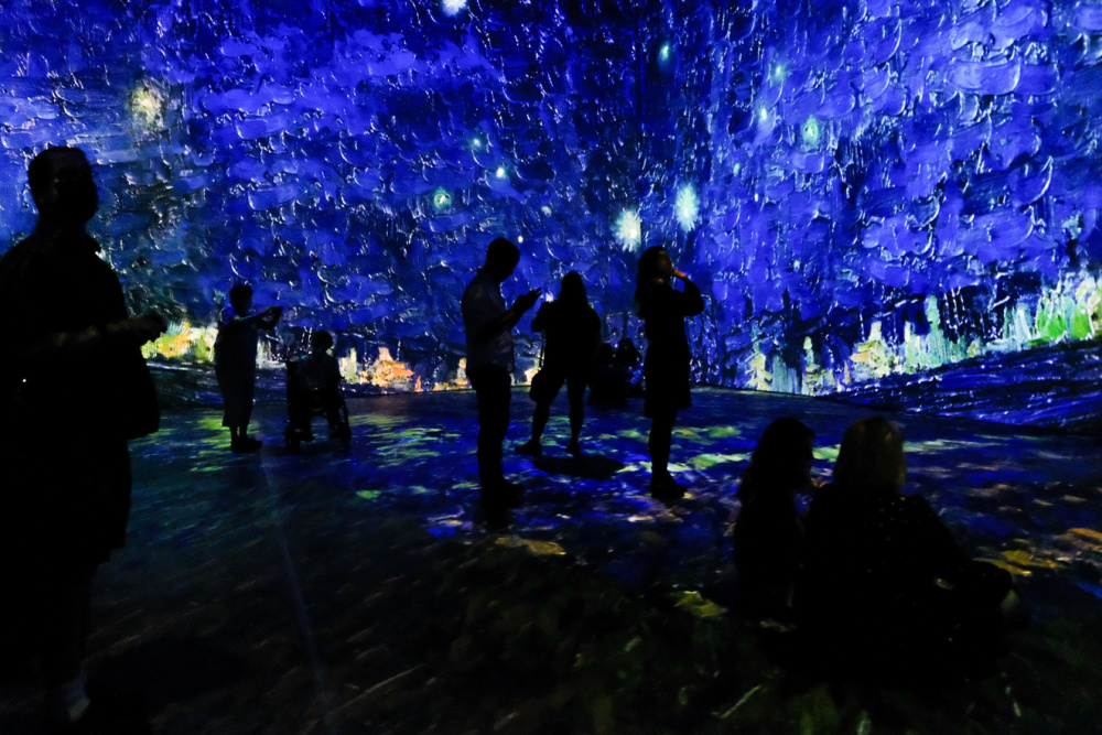 If you still haven’t see Beyond Van Gogh, The Immersive Experience, we hope to encourage you to give it a visit.