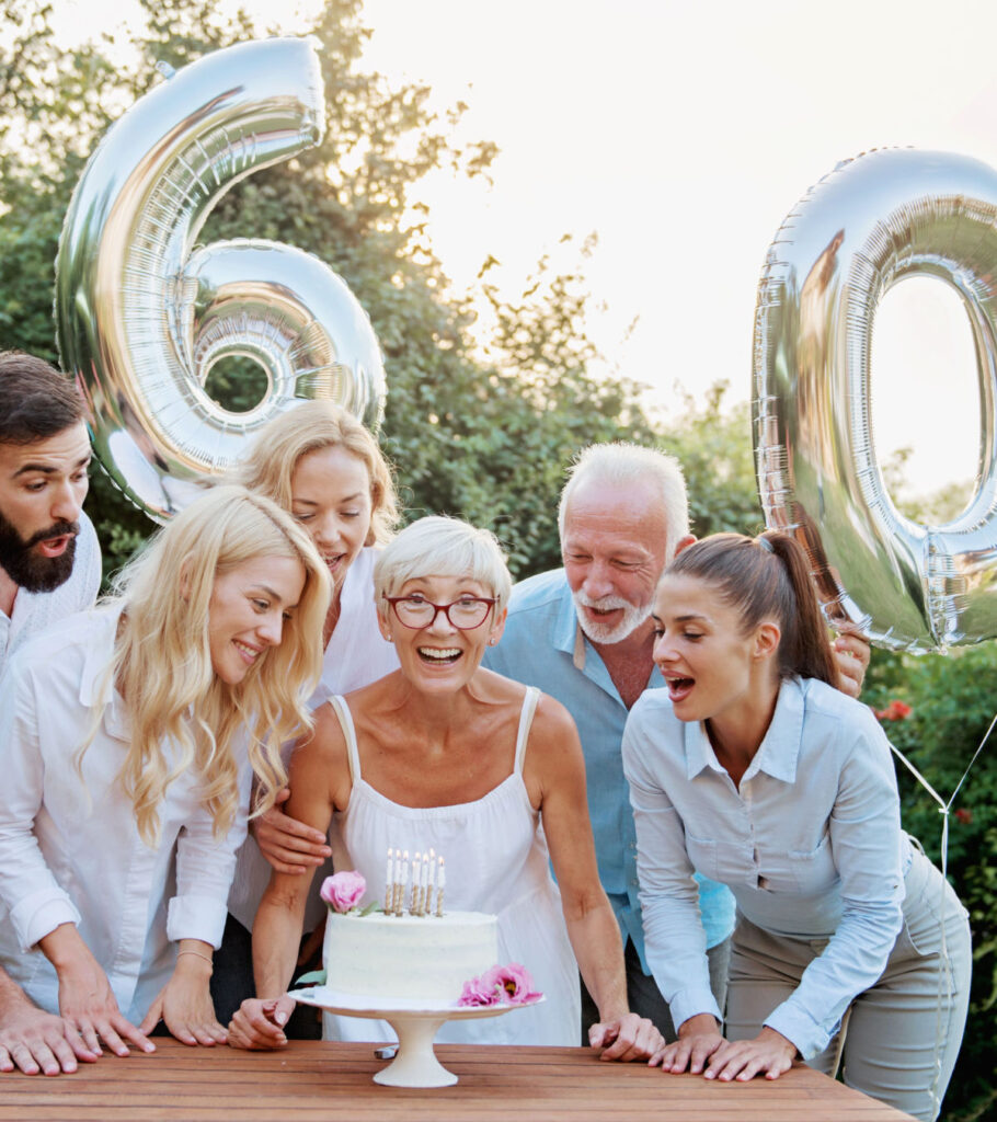 If you want to surprise your mom for her 60th birthday, we have some ideas to help you celebrate with her.