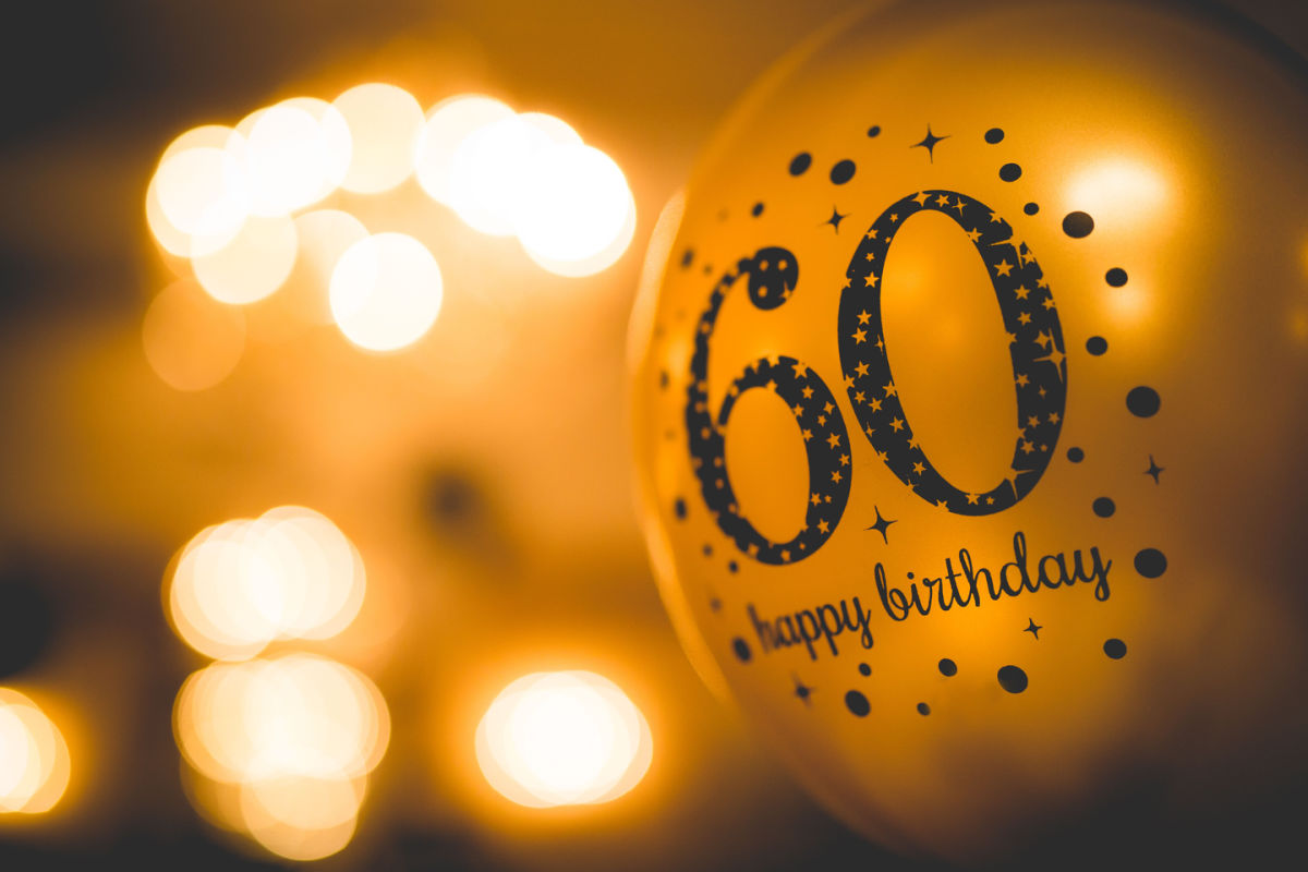If you want to surprise your mom for her 60th birthday, we have some ideas to help you celebrate with her.