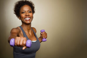 4 Physical & emotional benefits of exercise at 50+