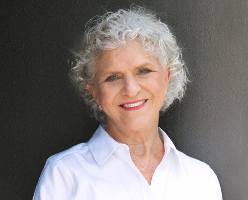 The inspiring journey of Teresa Bueno, a 73-year-old Positive Intelligence Coach embracing life’s challenges and thriving on the improv stage.